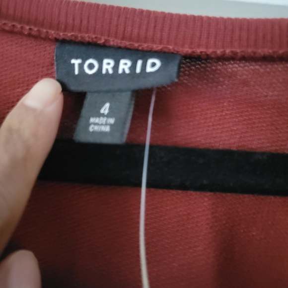 Torrid NWT blouse top size 4- 4X. - Picture 5 of 8